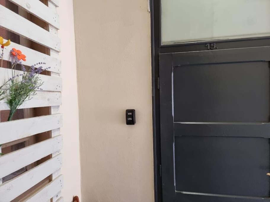 Vintage Apartman In City Center Miskolc Exterior foto